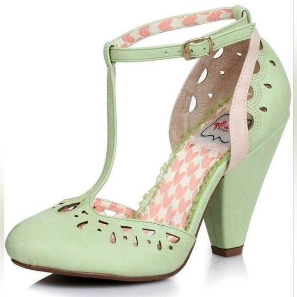Bettie Page Vintage Style Leather Pastel Mint Green Pinup Feminine Heel Shoes 9 - Picture 1 of 10